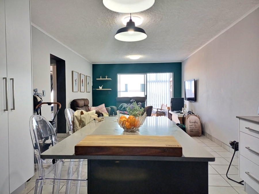 2 Bedroom Property for Sale in Hartenbos Heuwels Western Cape